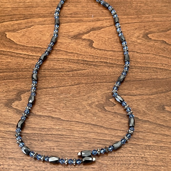 Magnetic jewelry! - Picture 2 of 2